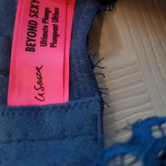 La Senza Bra, 36D - Picture 2 of 3